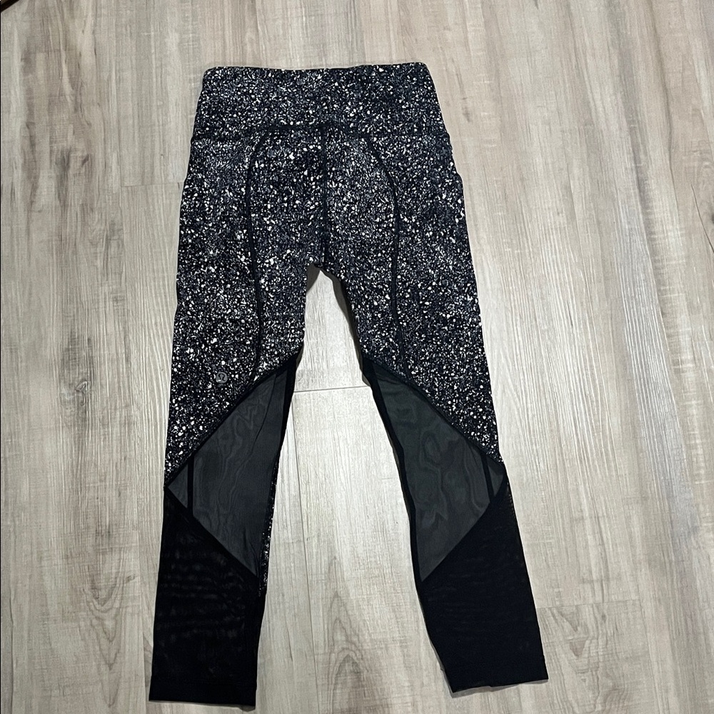 Lululemon longer capris/shorter legging